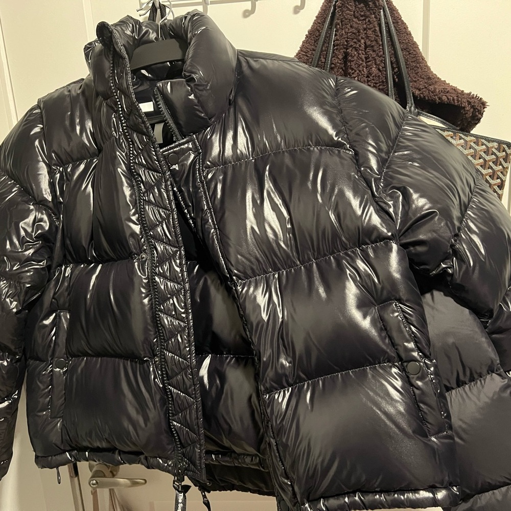 Aritizia TNA Superpuff